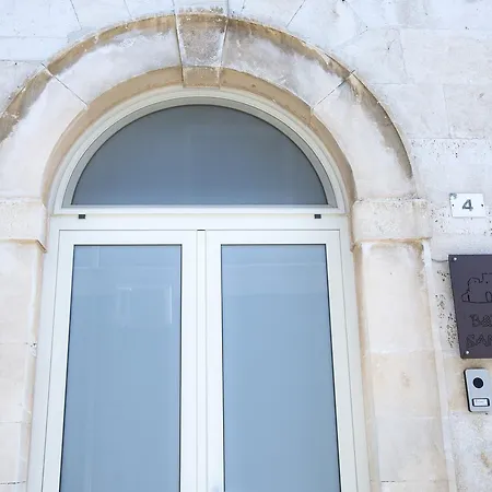 Panzió San Nicandro 3*